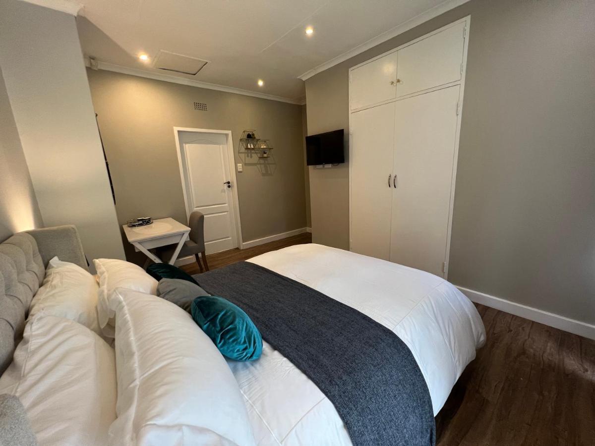 Le'Ciara Luxury Guest House Johannesburg Exterior photo